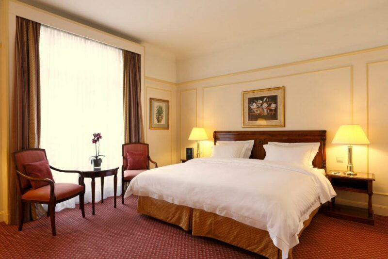 hotel le plaza brussels room queen bed